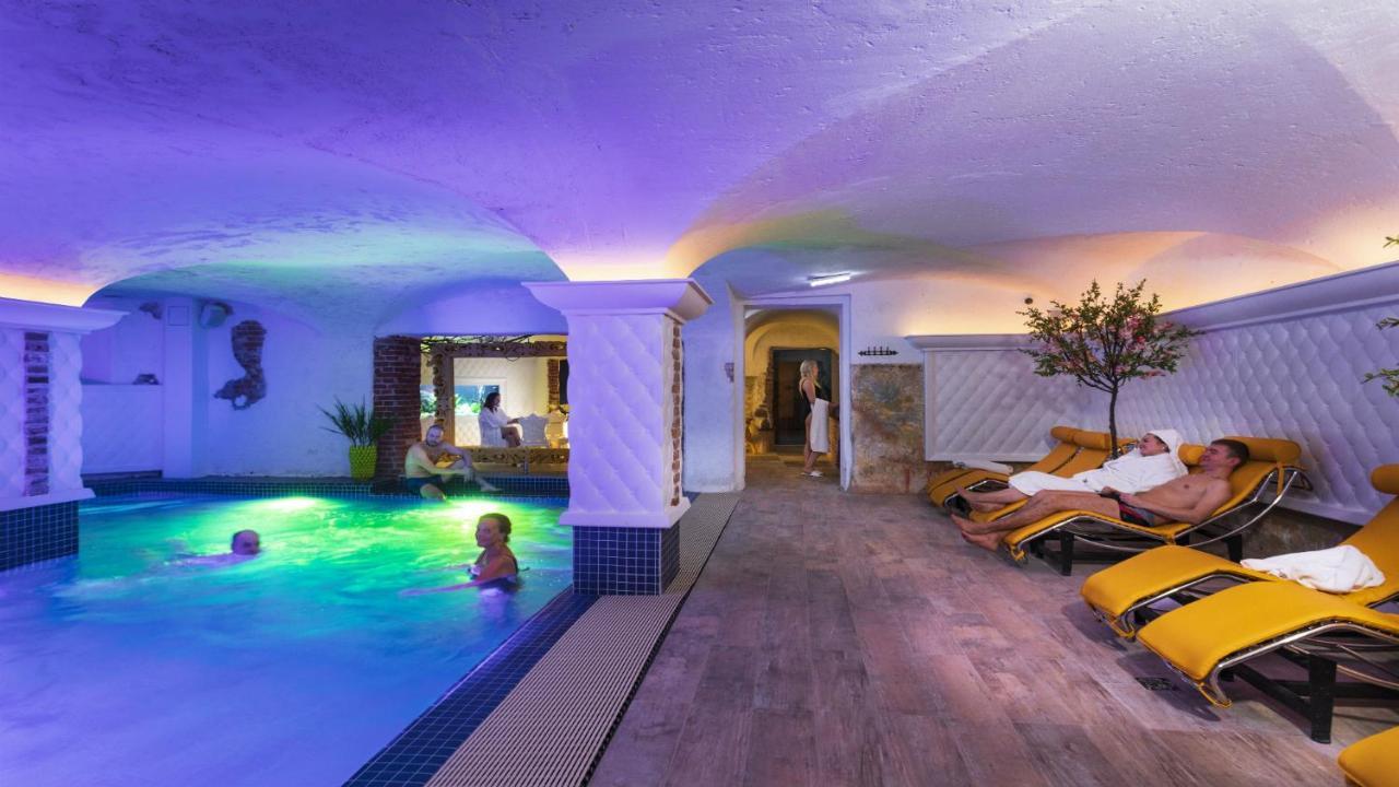 Castle Spa Wagenkuell Taagepera Extérieur photo