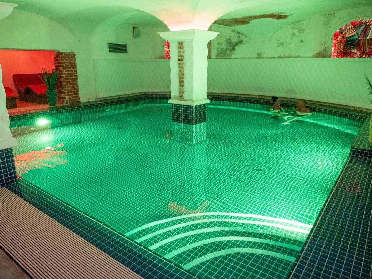 Castle Spa Wagenkuell Taagepera Extérieur photo